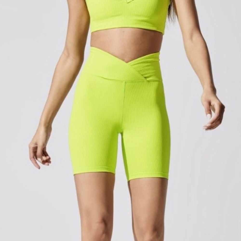Years of Ours Ribbed V Waist Biker Shorts Lime Green Size Medium